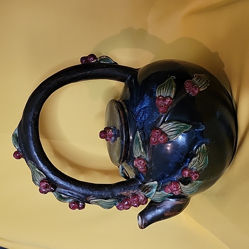 Handcrafted Colbat Blue w/ Cranberries Teapot - Picture 1 of 9
